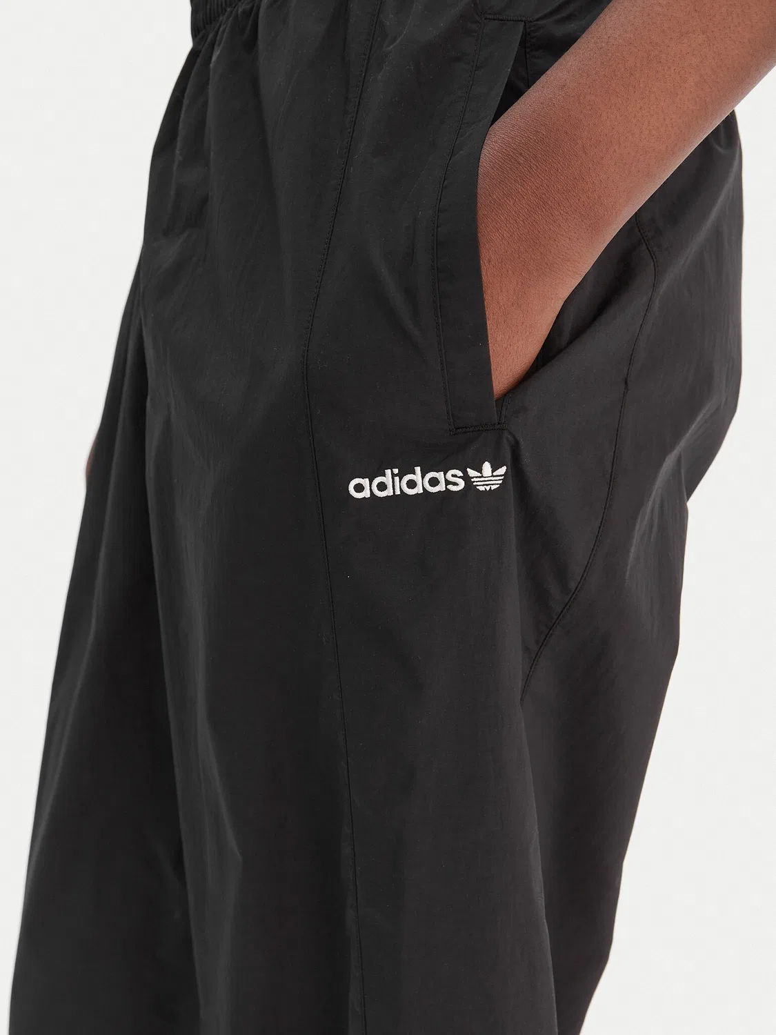 Женские спортивные брюки свободного кроя Blocked Washed Adidas, серый — фото 4