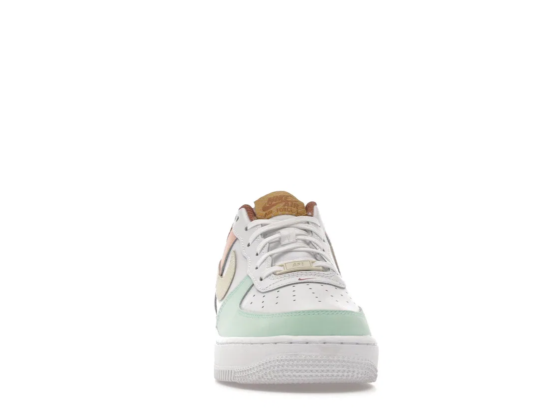 Детские кроссовки Lifestyle Nike Air Force 1 Low LV8, White/Coconut Milk/Mint Foam — фото 2
