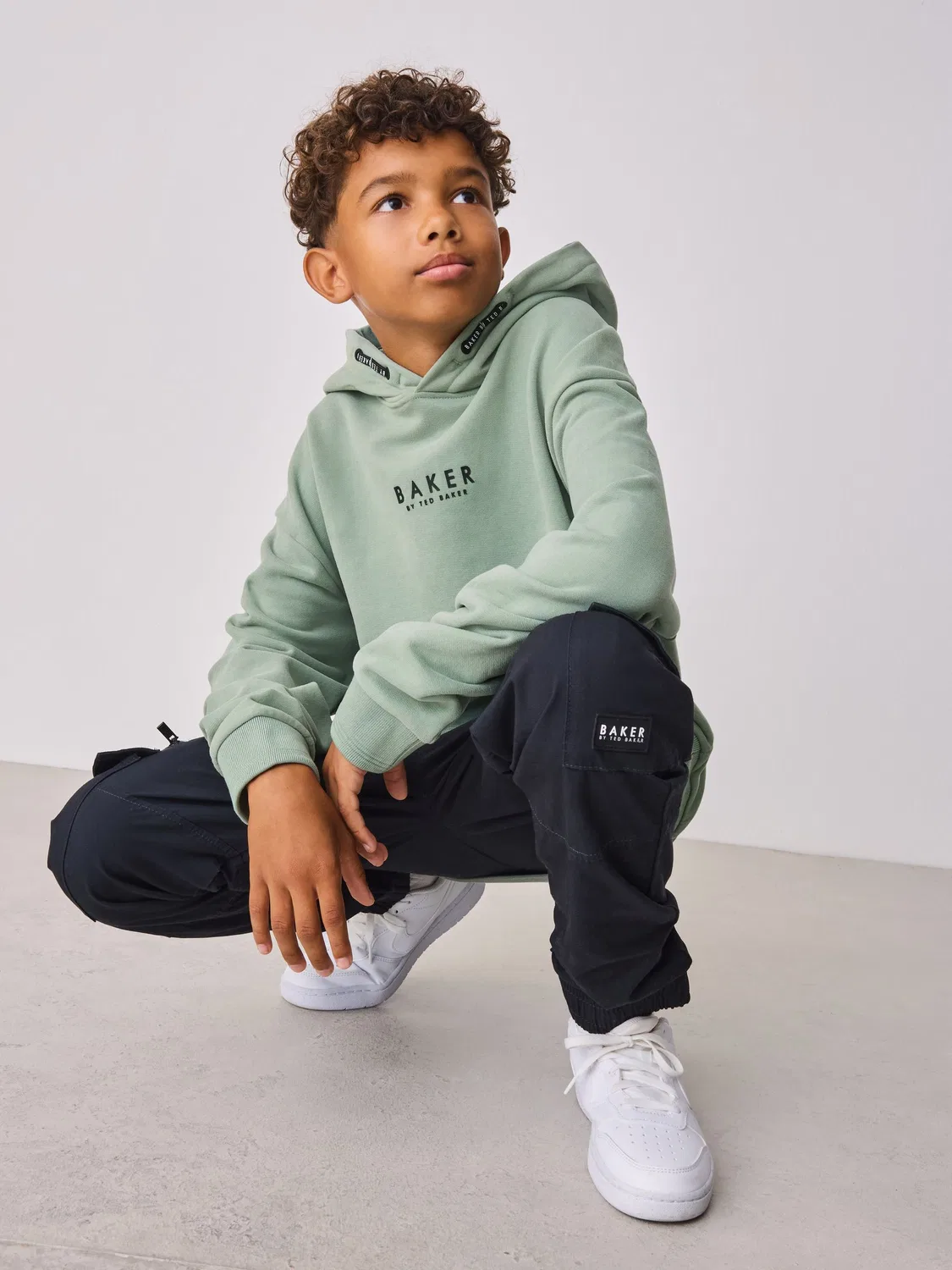 Худи Baker by Ted Baker, модель Overhead Hoodie, цвет Sage Green — фото 3
