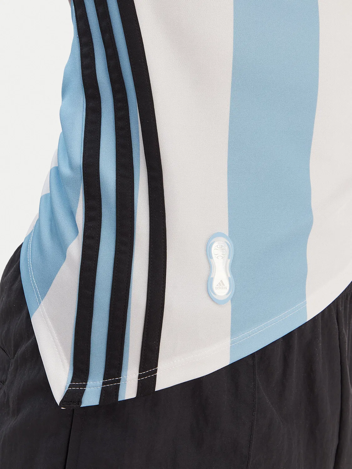 Женский топ небесно-голубого цвета приталенного кроя Argentina Adidas, голубой — фото 4