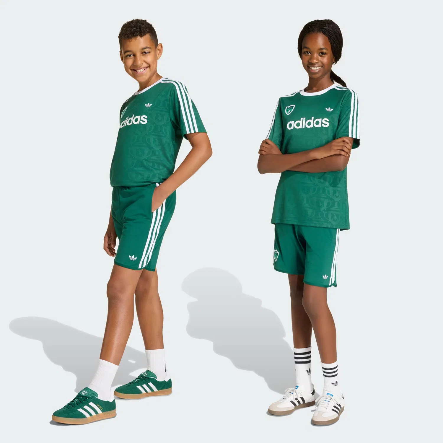 Детские шорты Disney с принтом Гуфи Adidas Originals, зеленый/белый