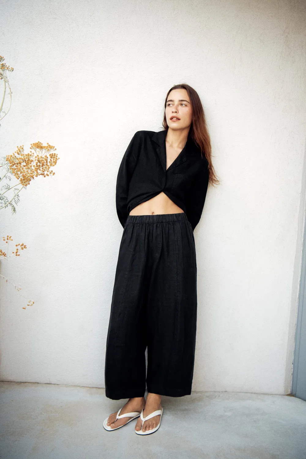 Брюки-бочки из коллекции ZW, 100% лен. ZARA, Black
