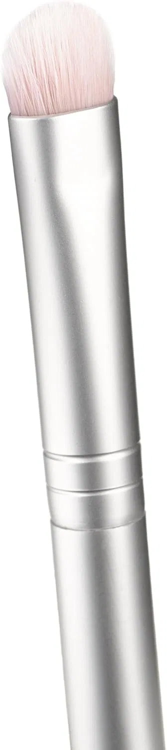 Кисть для теней RMS Beauty Swift Shadow — фото 2