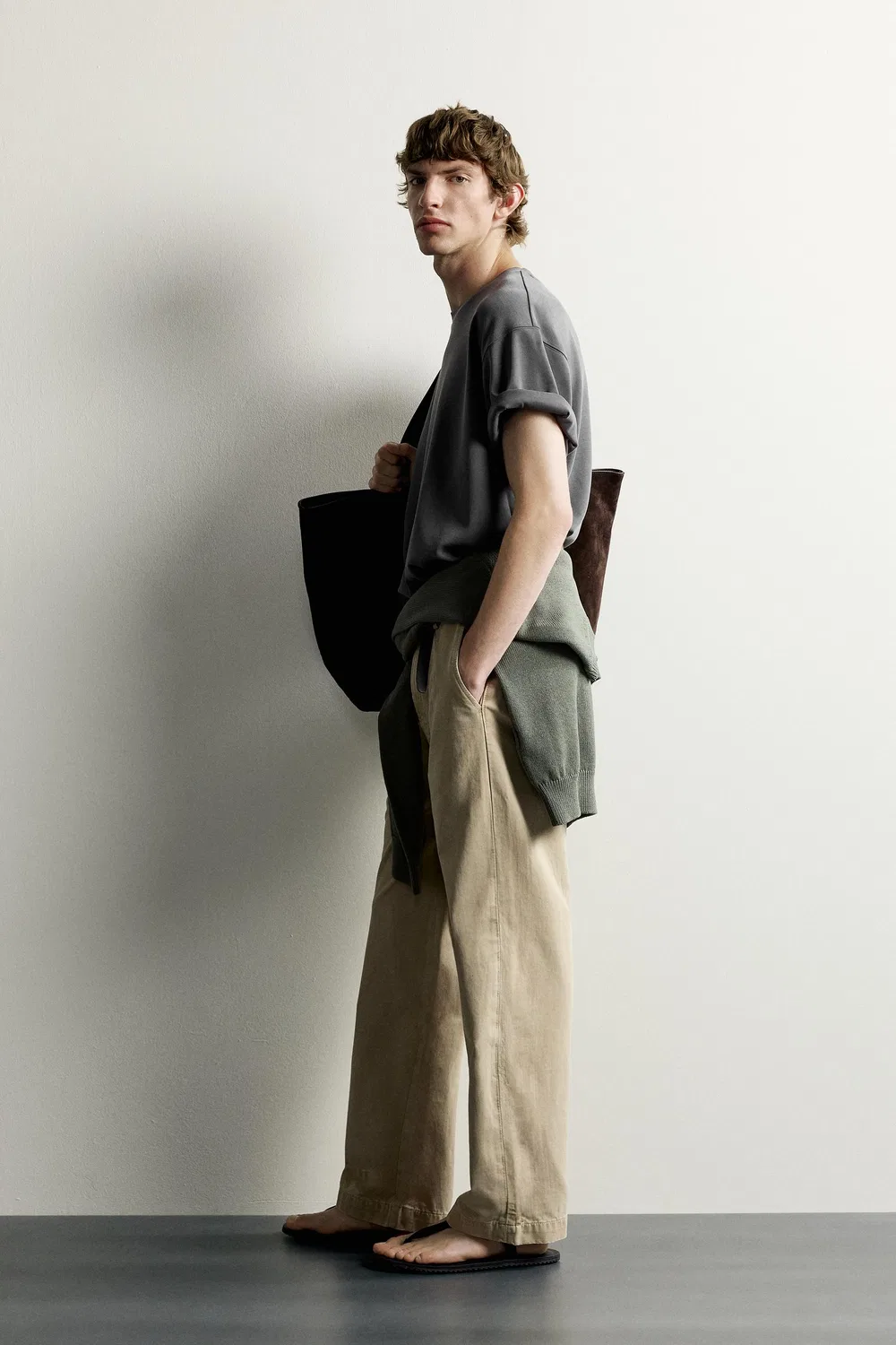 Мягкая футболка свободного кроя ZARA, Mid-grey — фото 4