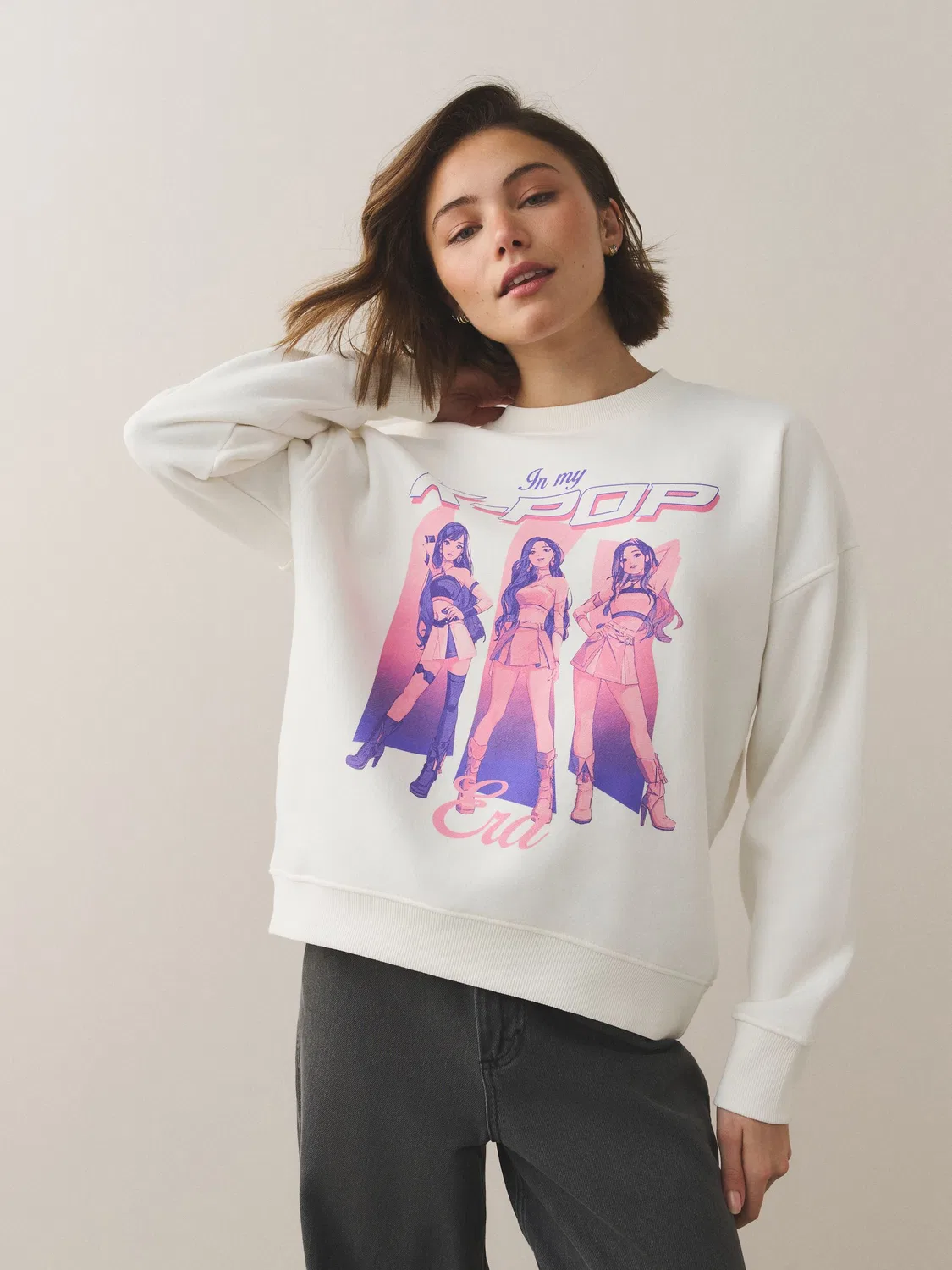 Свитшот с принтом K-pop, свободный крой Next, белый/фиолетовый/розовый — фото 3