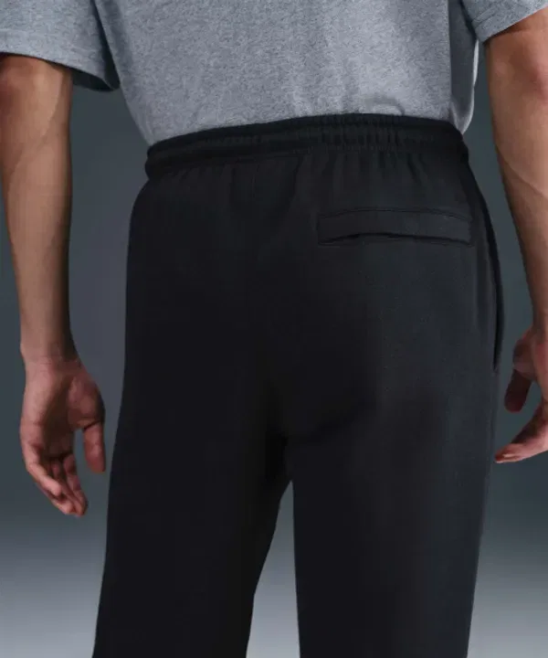 Тренировочные джоггеры Club Jogger M Nike, черно-белые — фото 3