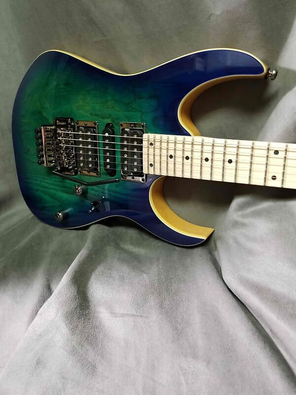 

Электрогитара Ibanez RG470AHM-BMT RG Series Blue Moon Burst