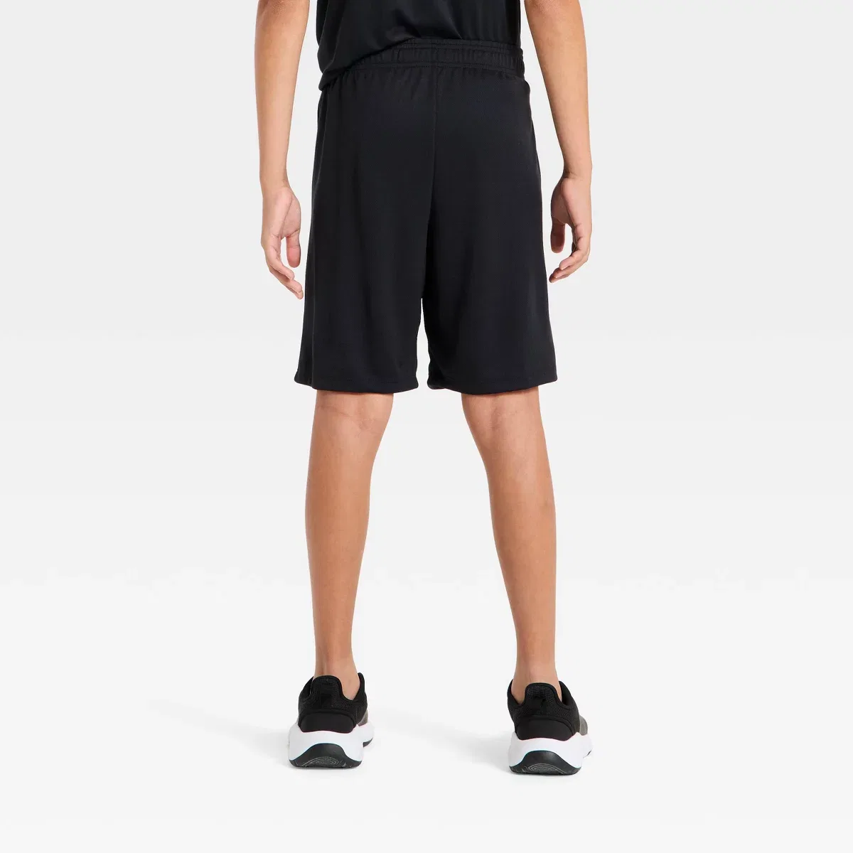 Детские шорты для мальчиков Active Mesh All In Motion KIDS PERFORMANCE, Black — фото 2