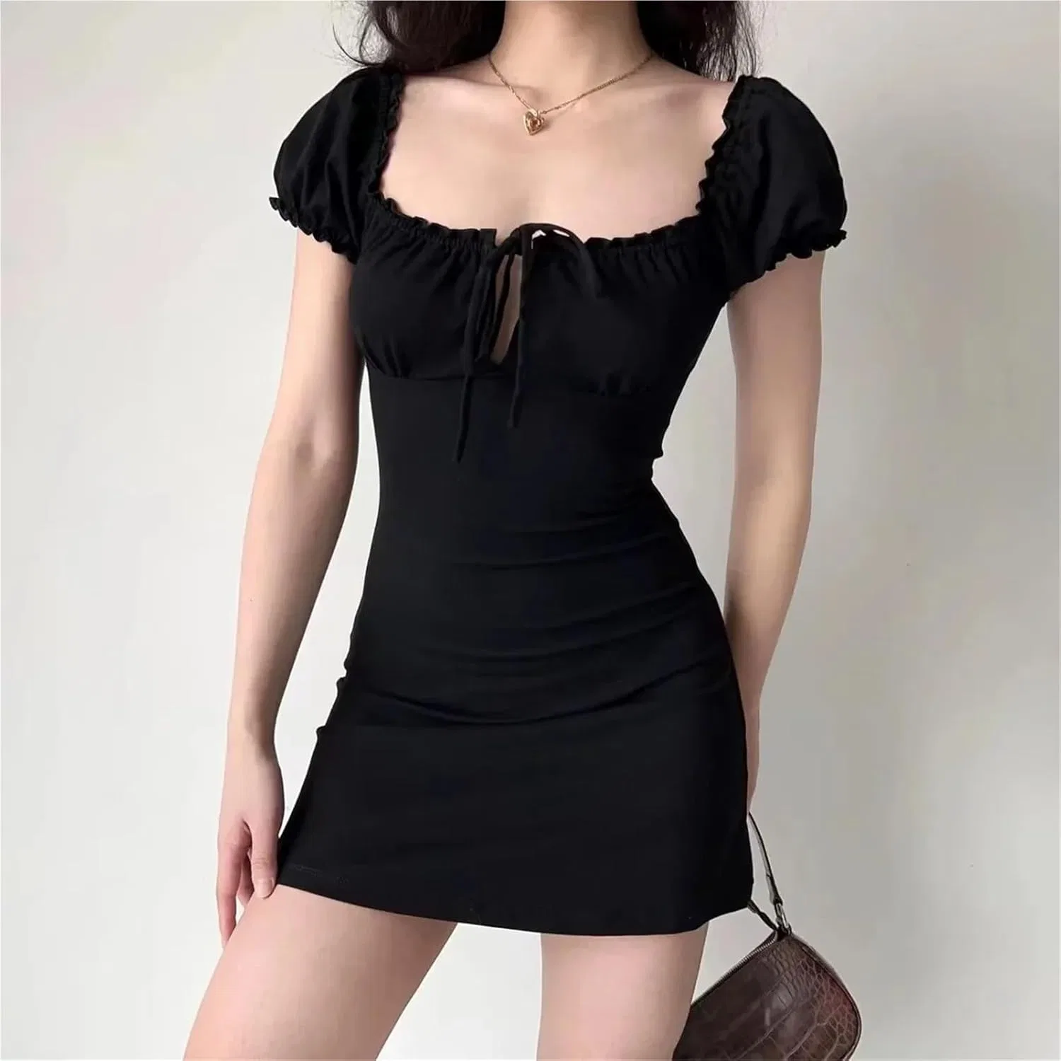 Женское мини-платье с квадратным вырезом и кружевными рукавами, Black — фото 4