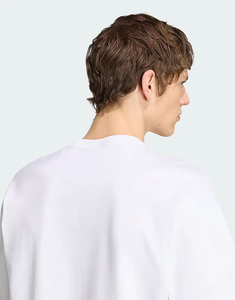 Футболка Adidas Originals Trefoil essentials свободного кроя, белая — фото 4