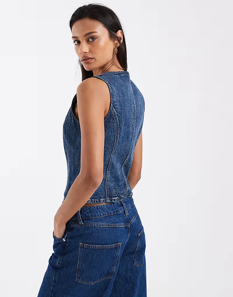 Джинсовая блузка Levi's с квадратным вырезом и скульптурным силуэтом, синий — фото 2