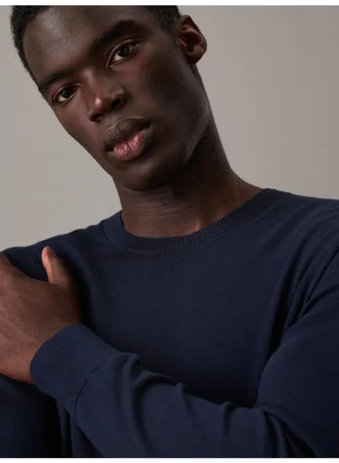 Джемпер с круглым вымом из хлопка Calvin Klein, темно-синий — фото 3