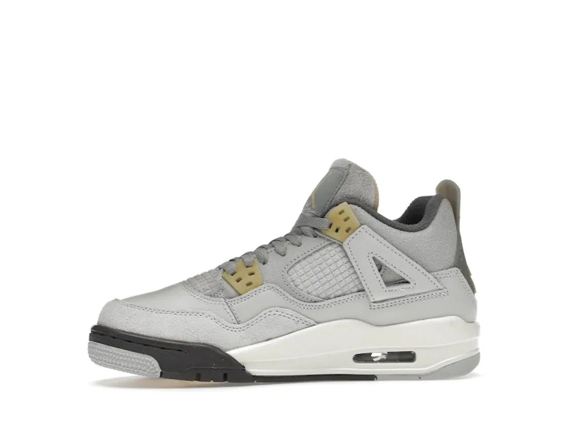 Детские кроссовки с верхом из кожи и замши Jordan 4 Retro SE Craft Jordan, Photon Dust/Pale Vanilla/Off White/Grey Fog/Flat Pewter/Sail — фото 3