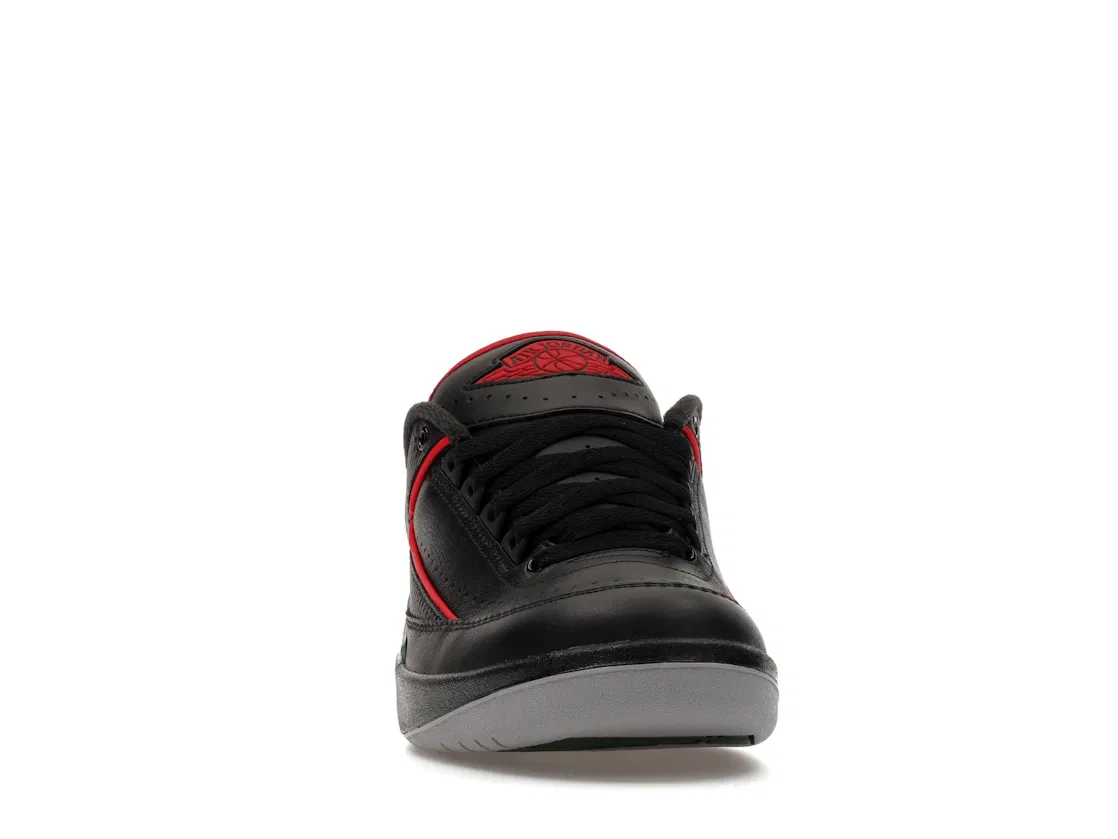 Детские кроссовки Lifestyle Jordan 2 Retro Low Jordan, Black/Fire Red/Cement Grey — фото 2