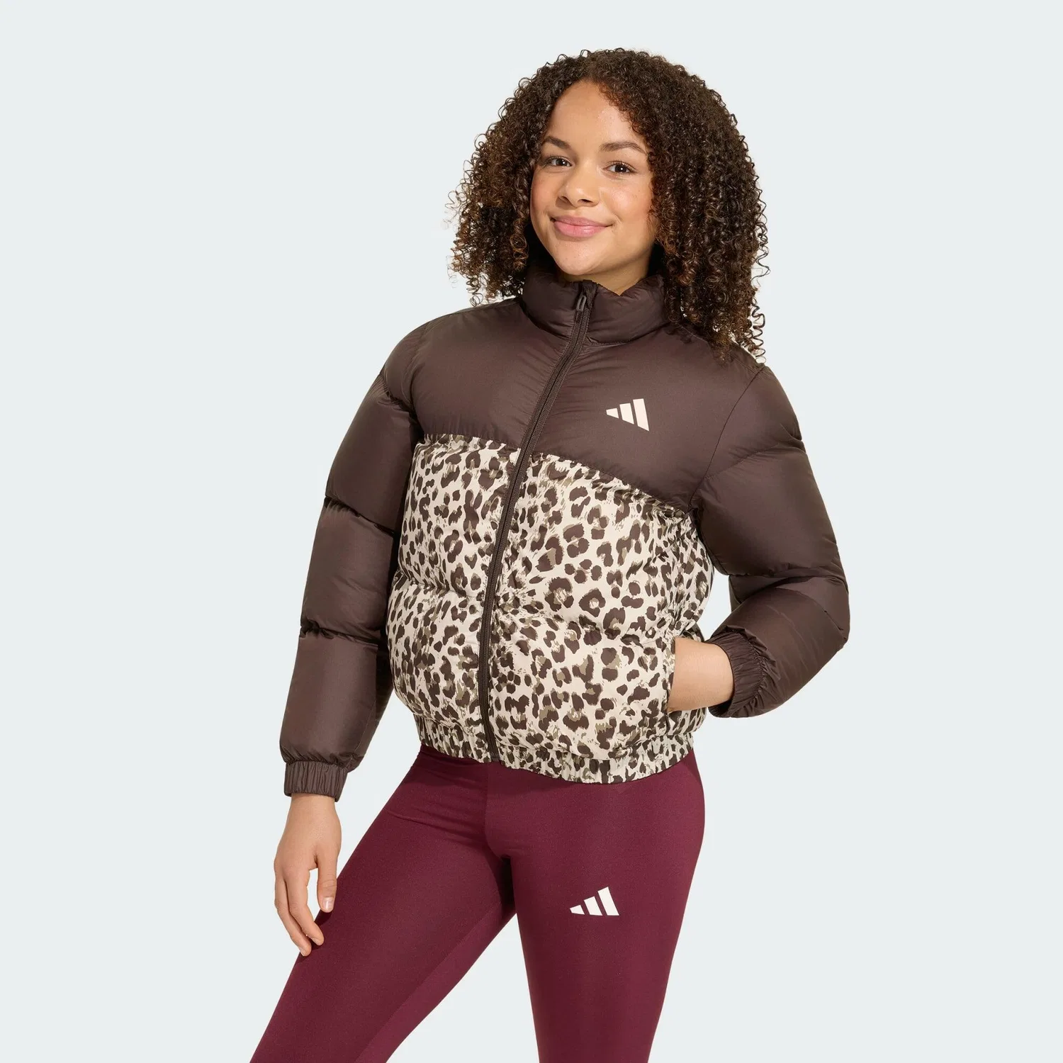 Детская куртка с принтом Kunstdaunenjacke, Allover-Print Adidas, Dunkelbraun Cremefarben Khaki