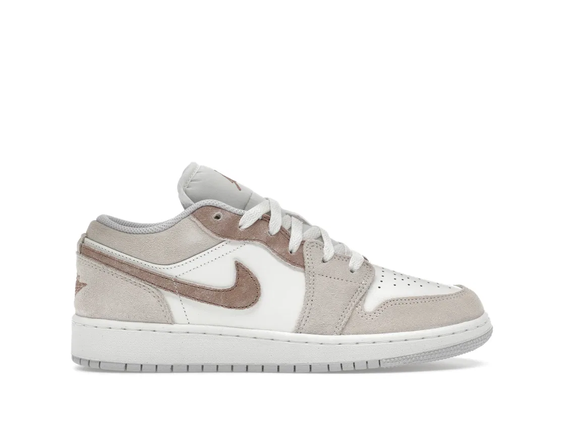 Детские кроссовки с низким верхом Jordan 1 Low SE, Legend Light Brown/Sail/Neutral Grey/Archaeo Brown