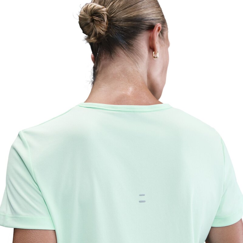 T-Shirt w nk tempo swsh hbr df ss top Nike, мультиколор — фото 4