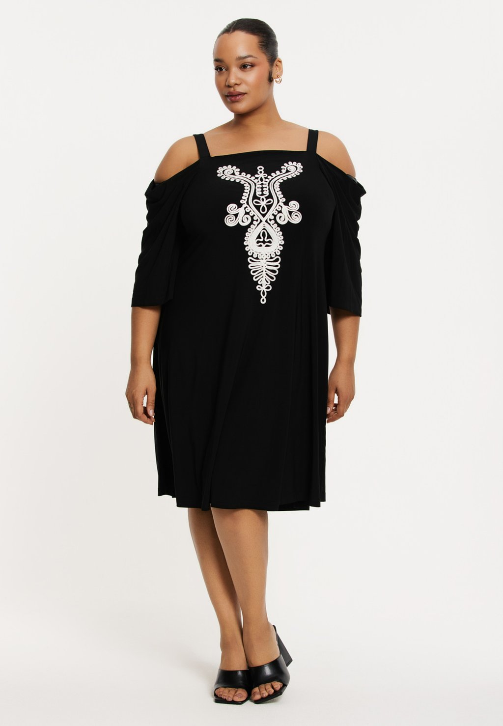 

Повседневное платье OFF-SHOULDER YOEK, черный