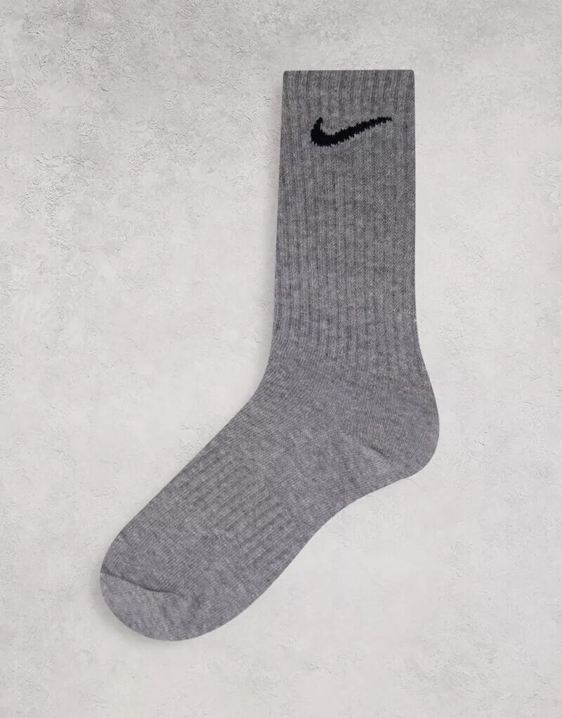 Набор из трех спортивных носков унисекс разного цвета Nike — фото 4