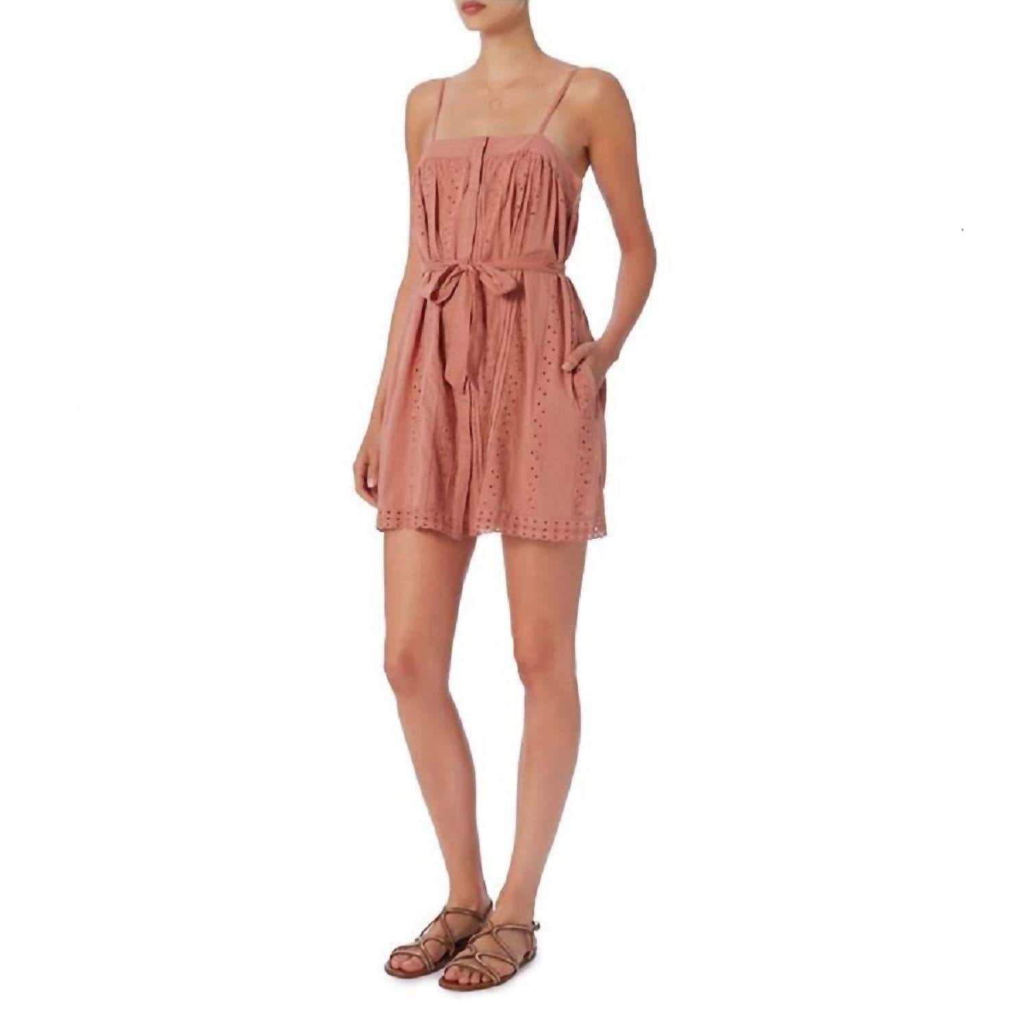 

Платье Kiki с поясом и люверсами в цвете Blush St. Roche, красный
