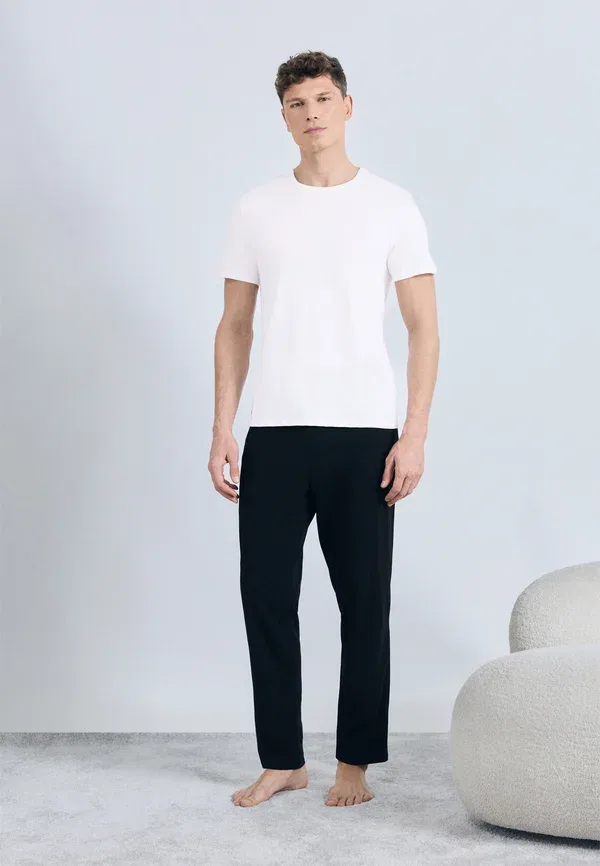Комплект из 3 маек Lacoste, белый/черный