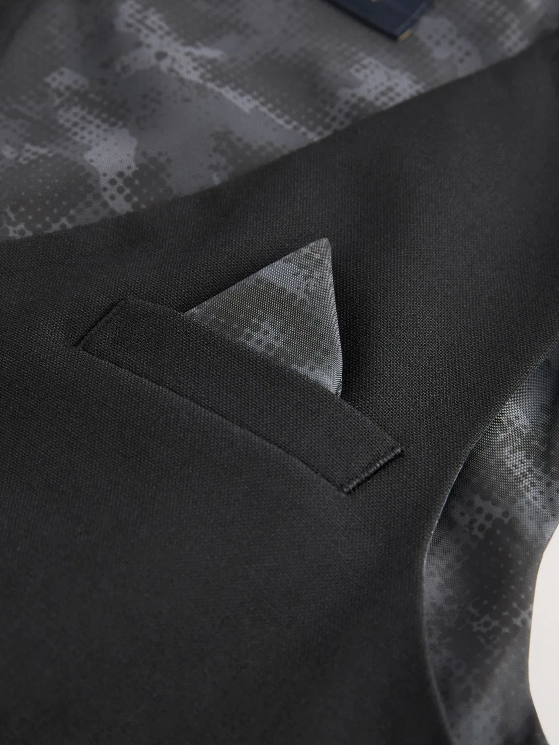 Жилет, классический, Black Waistcoat Next, черный — фото 3