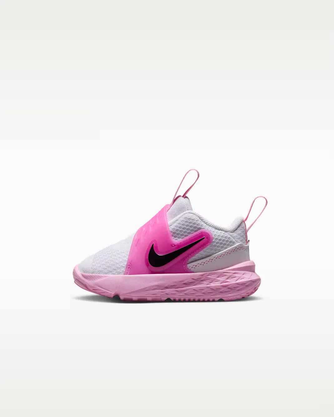Детская/подростковая обувь Nike Team Hustle D 12, White/Pink Rise/Playful Pink/Black