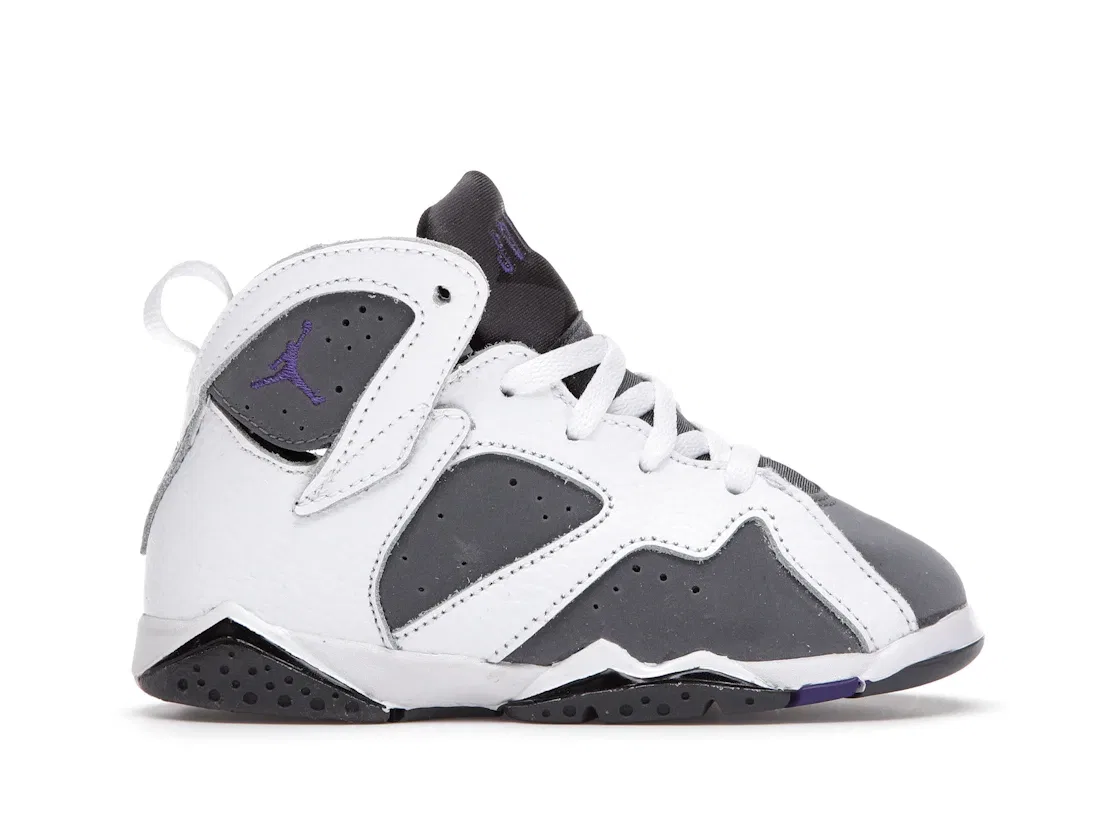 Детские кроссовки с ретро-дизайном Jordan 7 Retro Jordan, White/Flint Grey-Black-Varsity Purple