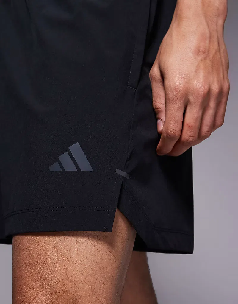Шорты Adidas Training Essentials D4T, черный — фото 4