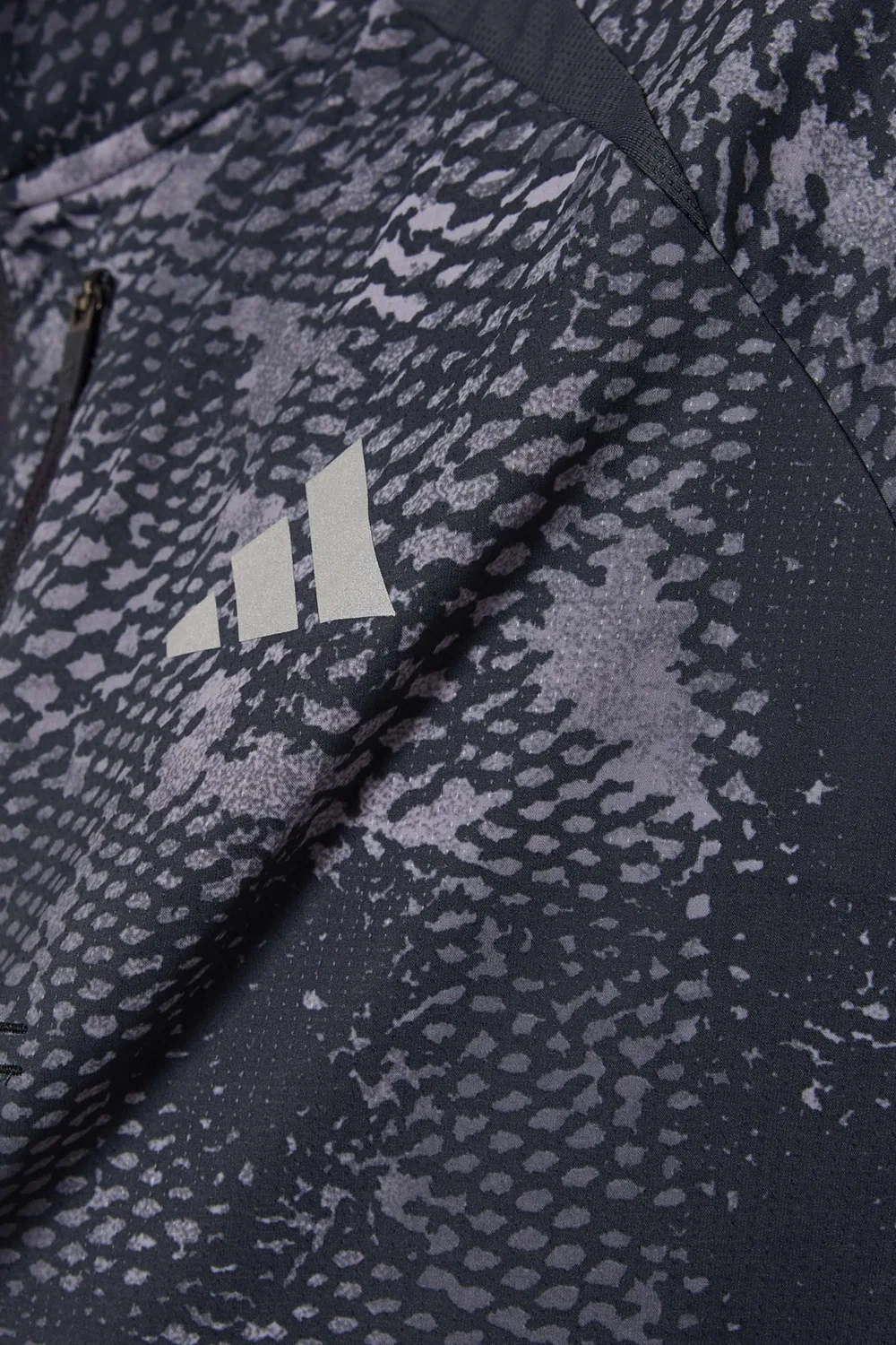 Куртка с принтом Animal Print Iconic Adidas — фото 4