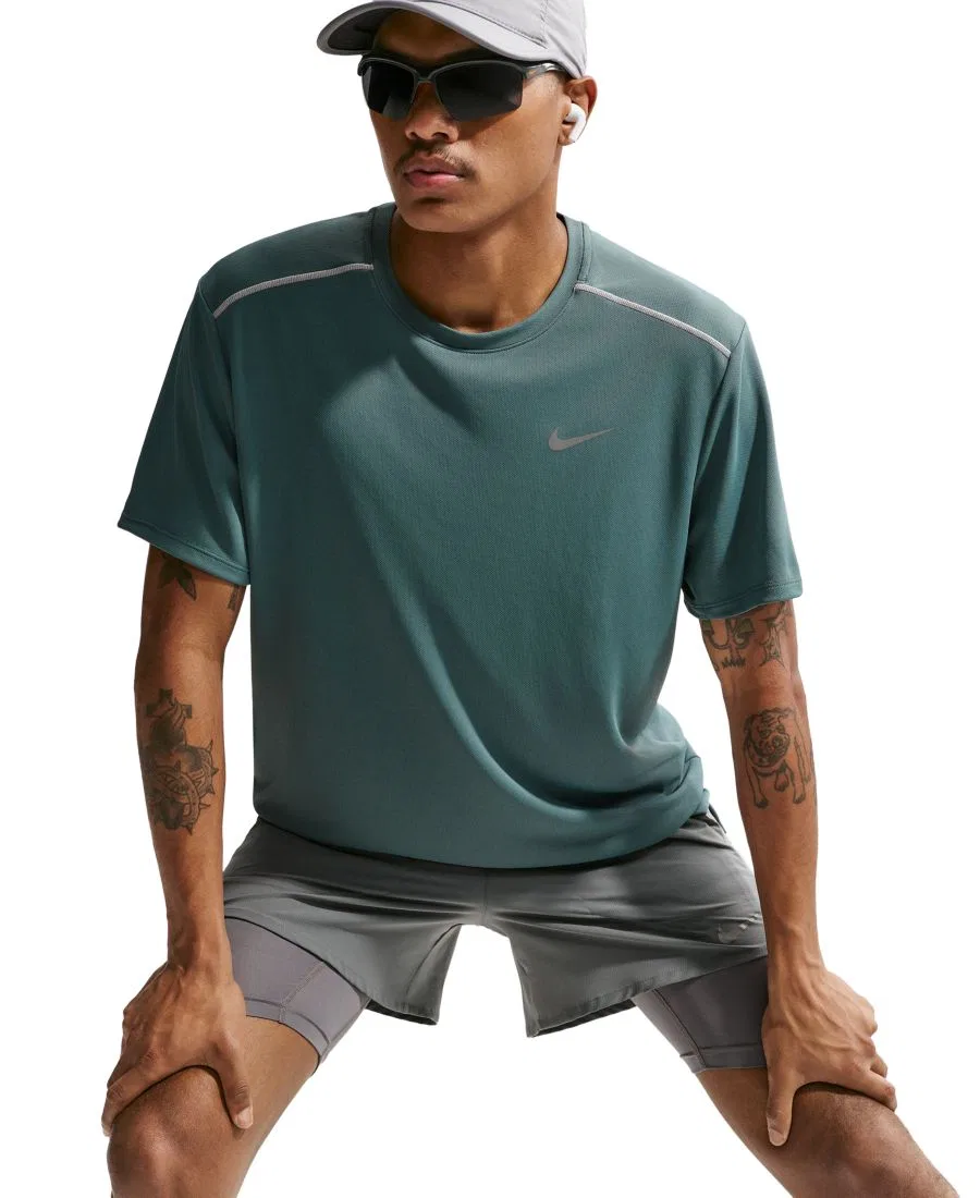 Футболка беговая Nike Dri-FIT Miler, Mineral Slate/Reflective Silver — фото 2