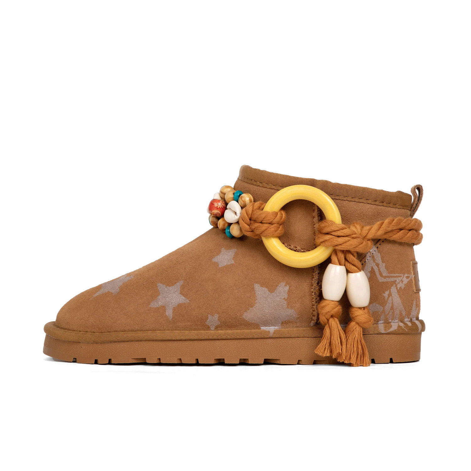 Ботинки зимние UGG Classic Ultra Mini с принтом и декором, темно-коричневый
