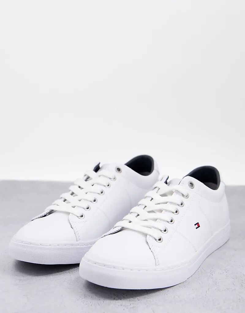 

Базовые кожаные кроссовки белого цвета Tommy Hilfiger