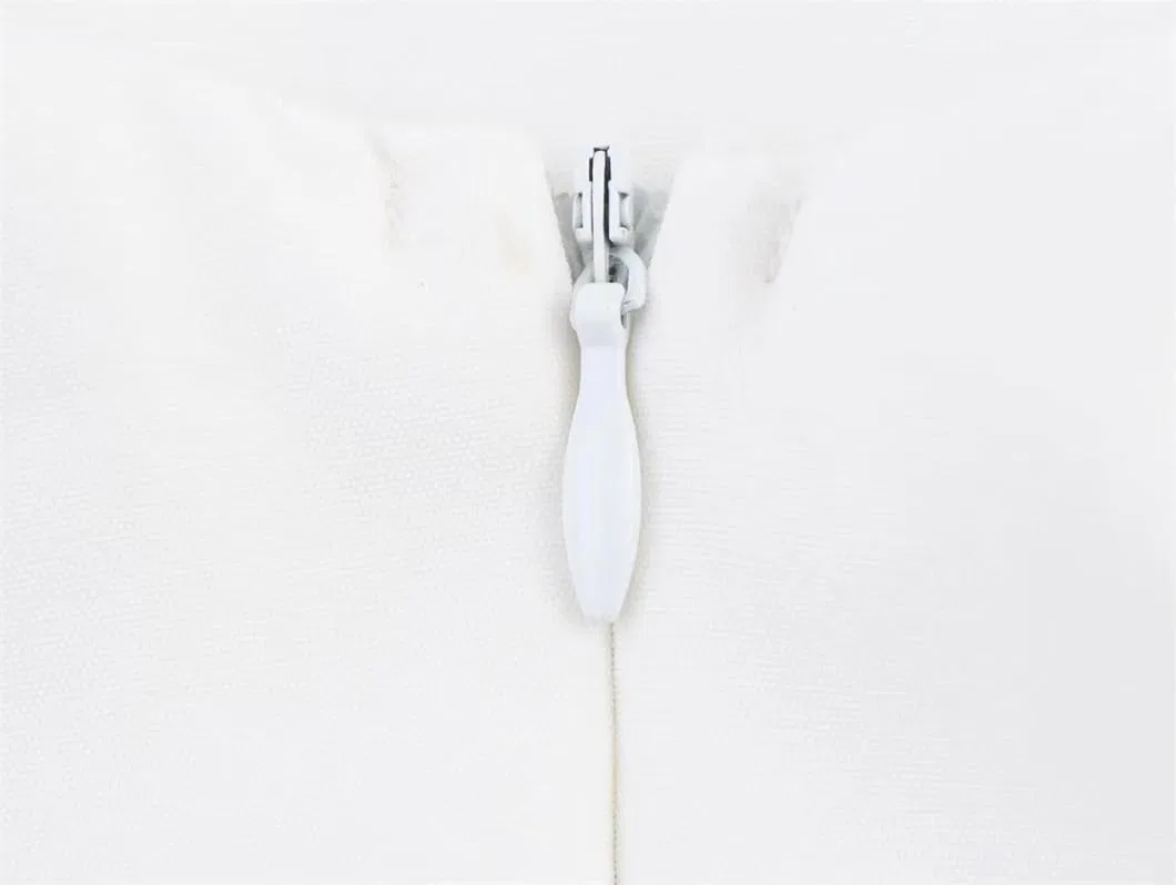 Женское коктейльное платье с вырезом-качели и оборками, White — фото 4