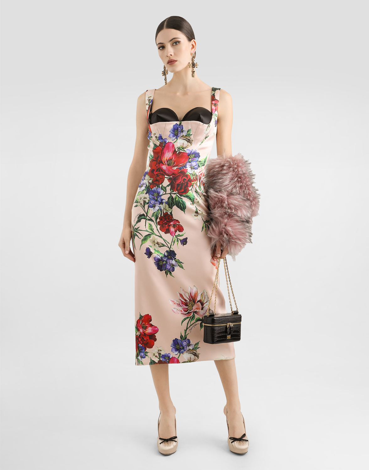 Атласное платье-футляр миди с цветочным принтом Dolce & Gabbana, принт — фото 2