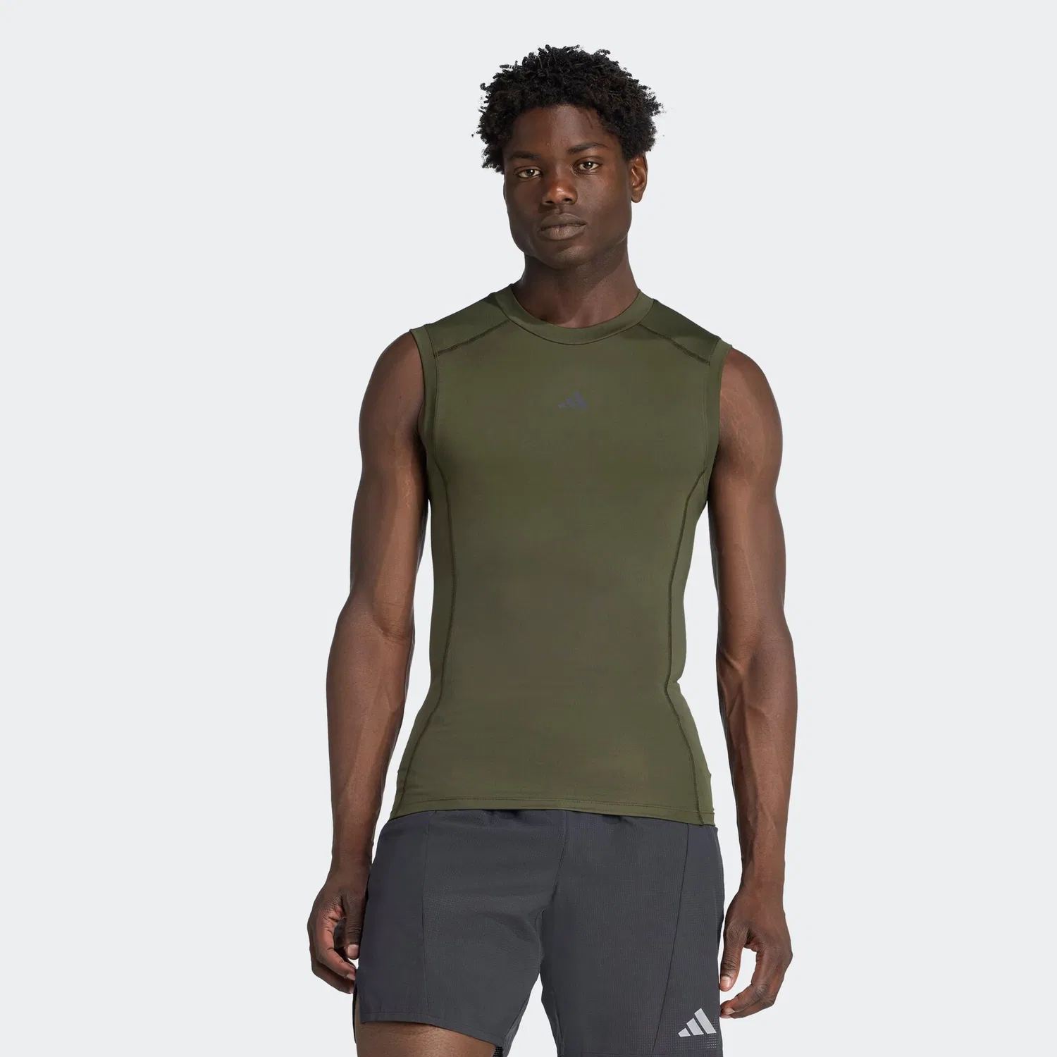 Мужской спортивный танк-топ с круглым вырезом Adidas Performance, Night Cargo
