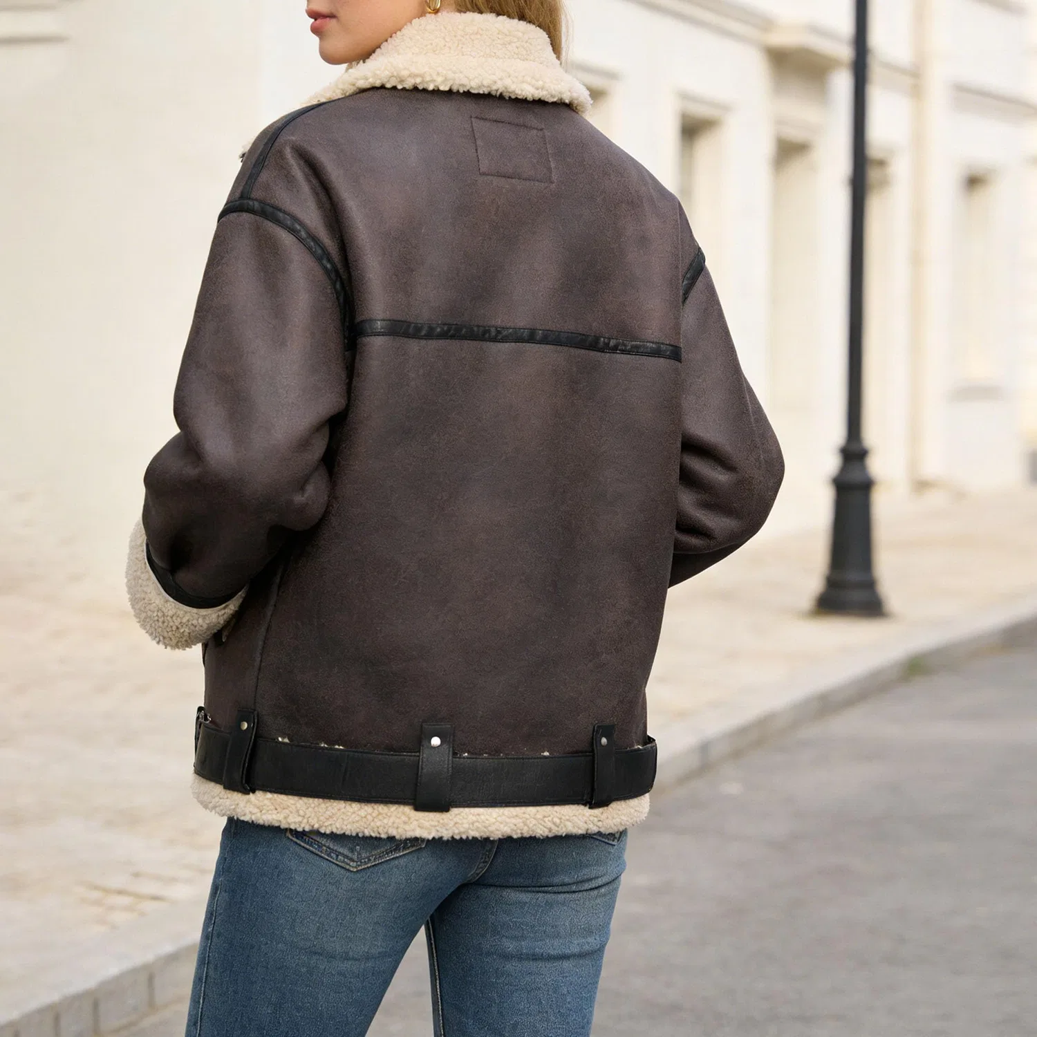 Женское зимнее пальто из искусственной кожи с мехом, brown — фото 3