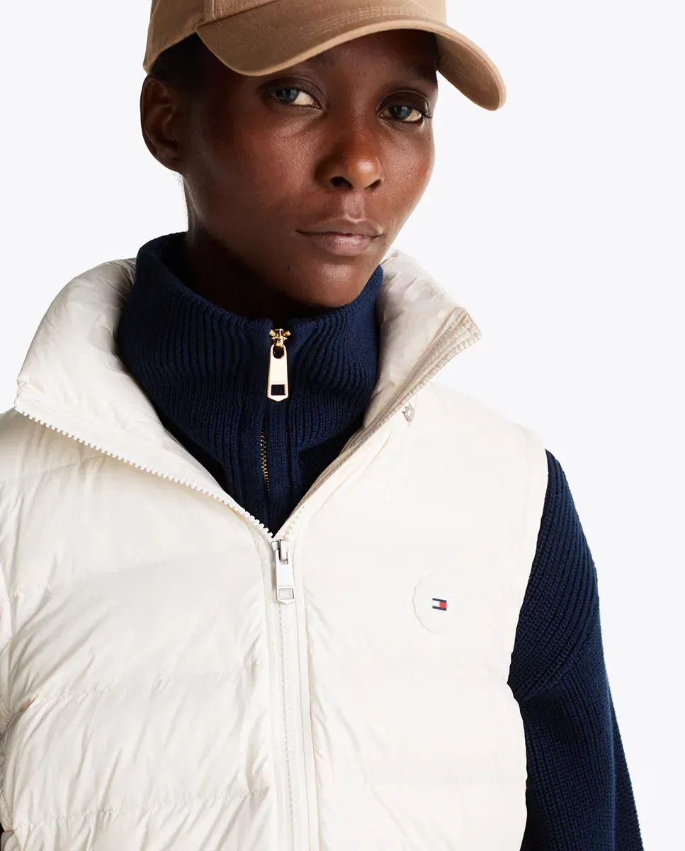 Женский стеганый жилет с капюшоном Tommy Hilfiger, Beige — фото 3