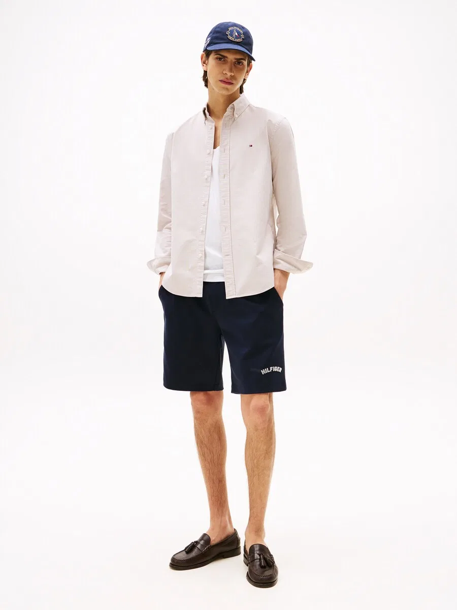 Рубашка TOMMY HILFIGER Regular fit на пуговицах, цвет хаки, с вышивкой флага — фото 4