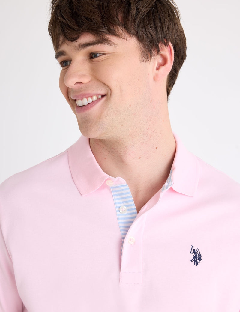 Мужская футболка-поло U.S. Polo Assn. Solid Interlock With Stripe Trim, светло-розовый — фото 4