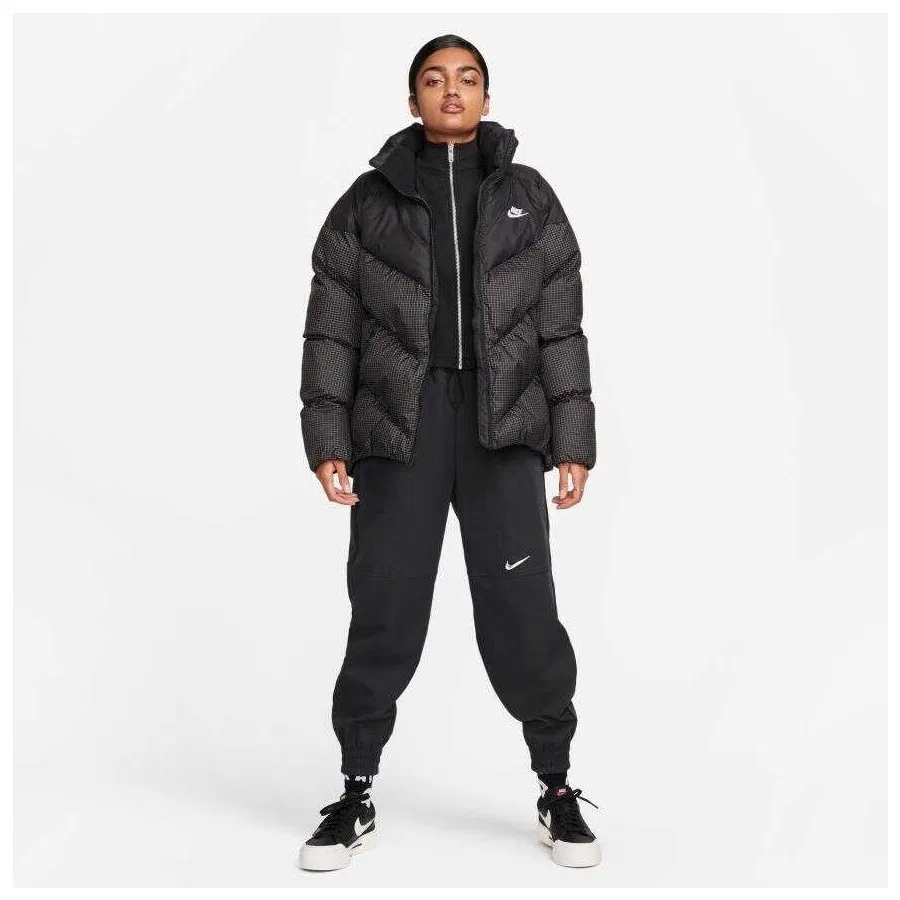 Женский пуховик из полиэстера с высокой посадкой Nike Sportswear TF Windpuffer, Черный — фото 3