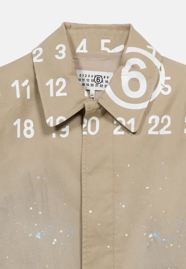 Пальто с принтом Trenchcoat Mm6 Maison Margiela, Dusty Taupe, серый — фото 4