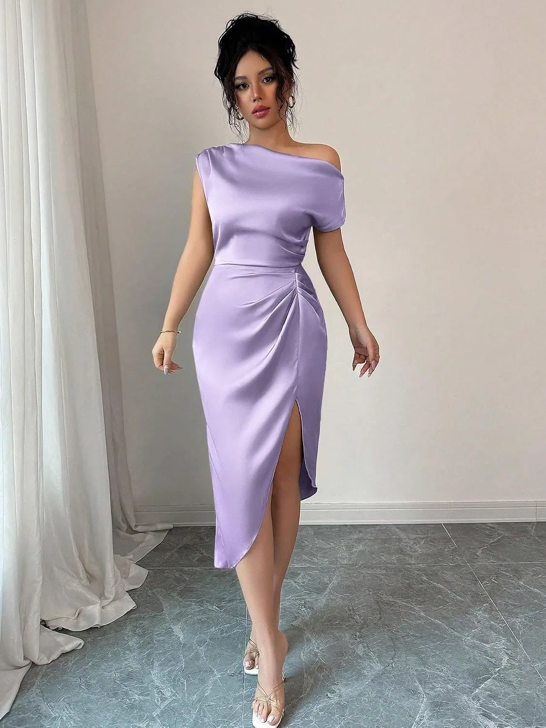 Женское сатиновое платье миди с асимметричным вырезом, Purple — фото 4
