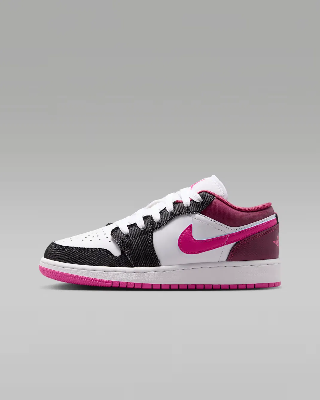 Кроссовки для детей постарше Air Jordan 1 Low SE, Off Noir/White/Desert Pink/Desert Pink