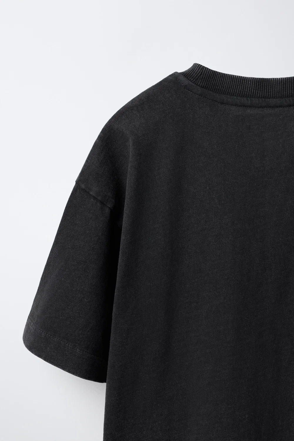 Футболка JENNIE RUBY с эффектом выцветания ZARA, Anthracite Grey — фото 4