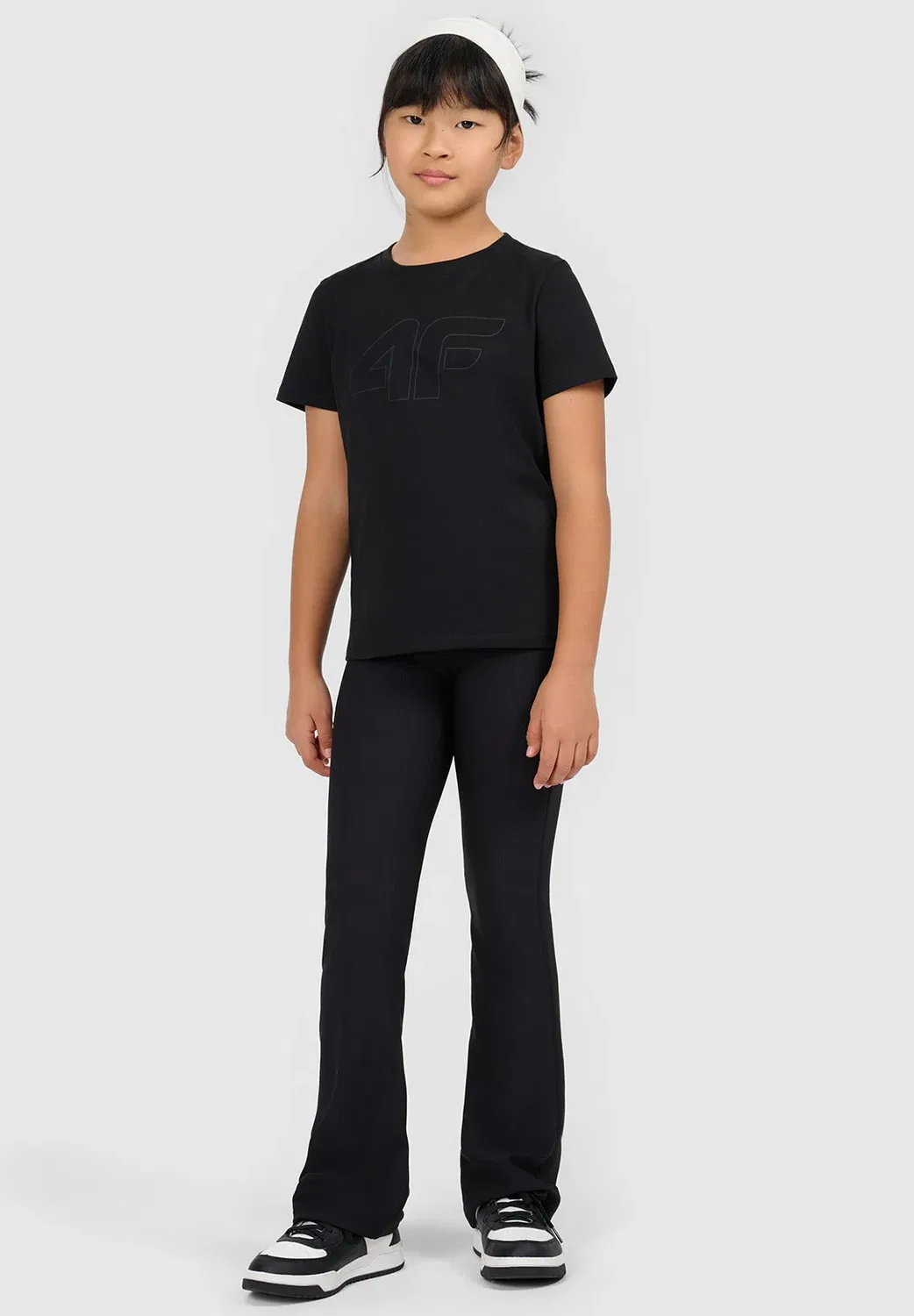 Футболка oversize z nadrukiem dziewczęcy - biały 122 (6-7 лат) - футболка с принтом 4F, Deep Black