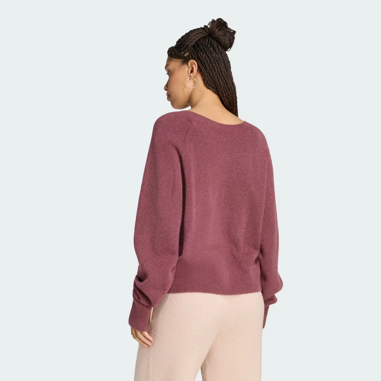 Женский свитшот свободного кроя Essentials Knit V-Neck Sweatshirt Adidas Originals, бордовый — фото 2