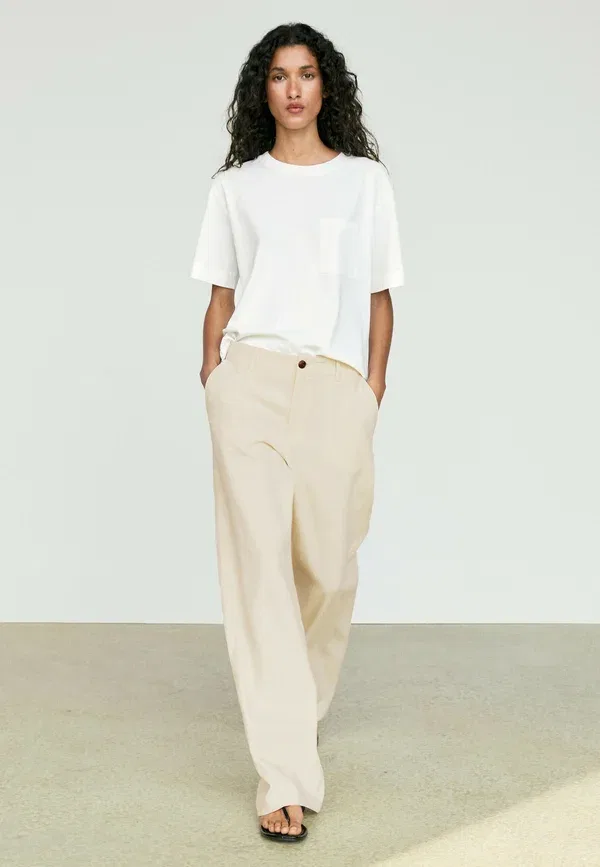Футболка с нагрудным карманом, хлопок, Basic T-shirt, Massimo Dutti, белый — фото 2