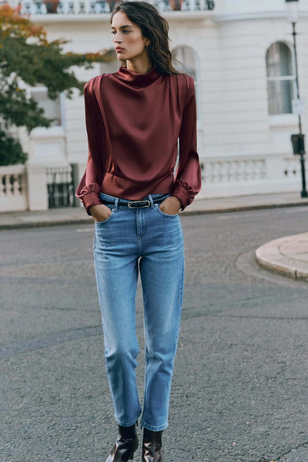 Блуза Zara атласная с плечевыми накладками, бордовый — фото 2