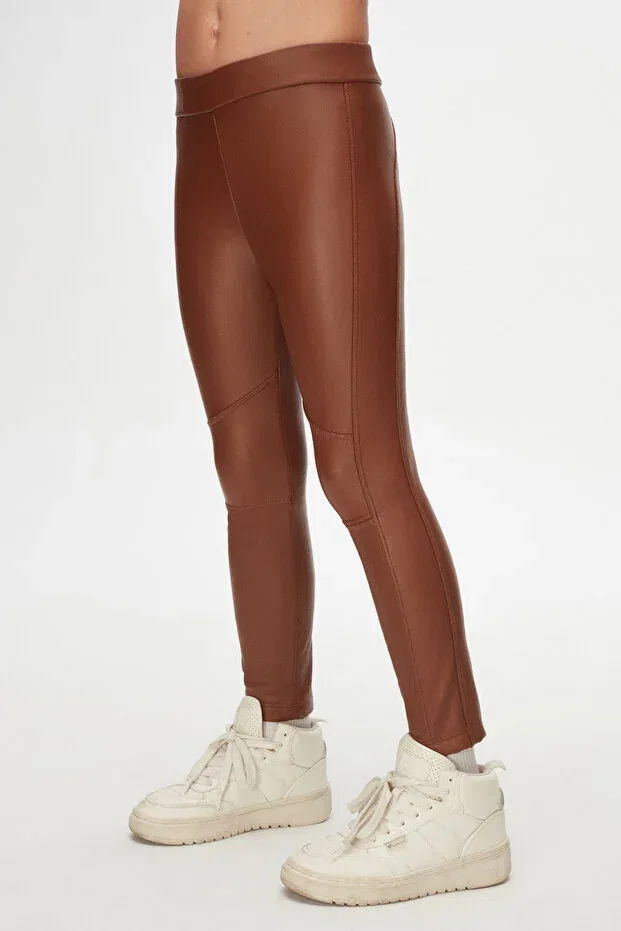 Детские леггинсы для девочек из кожзаменителя Lovetti, Tan Color — фото 3